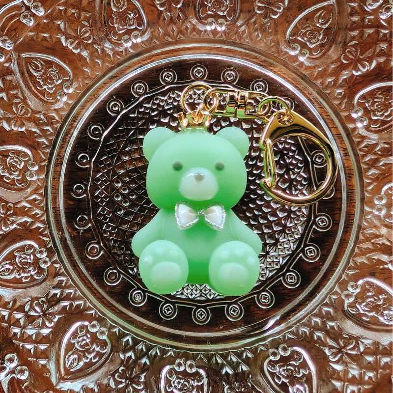 teddyruxpin － 398 くまちゃんのキーホルダー 緑リボン | 【 Handmade