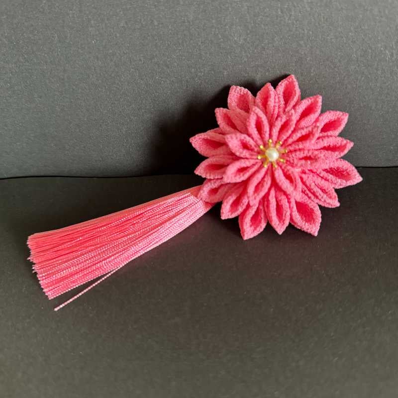 つまみ細工・ちりめん細工　マルーロ様オーダー商品です。 つまみ細工凪 |  Handmade BOX