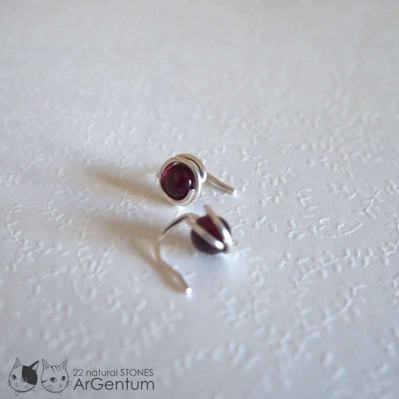 269】ボタンのイヤリング